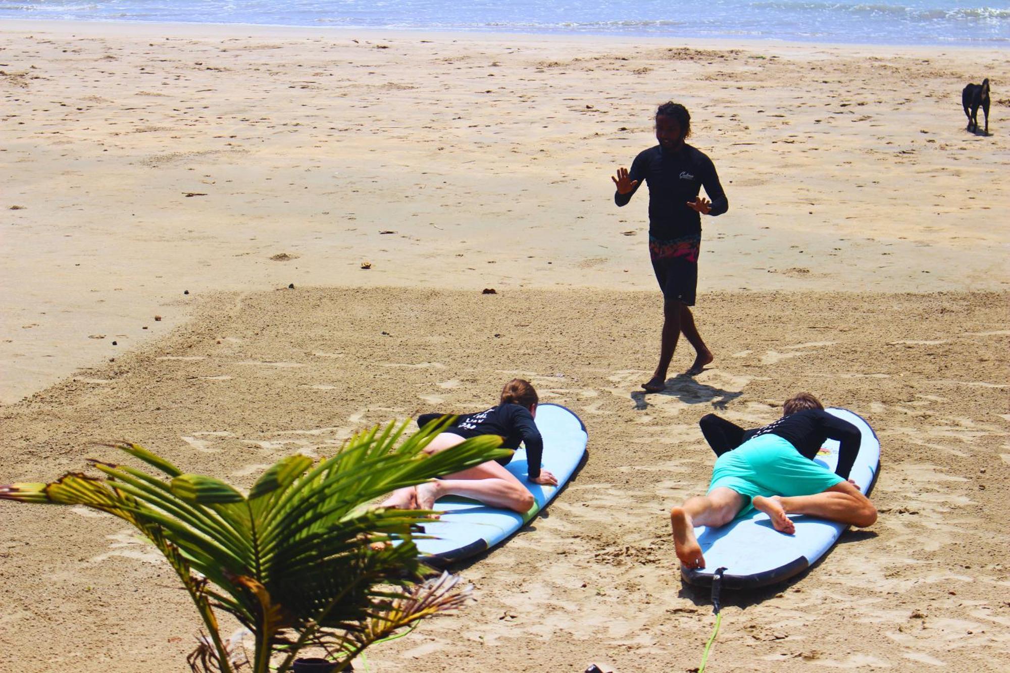 Calma - Surf, Yoga & Coffee On A Private Beach Dikwella Sur Exterior foto
